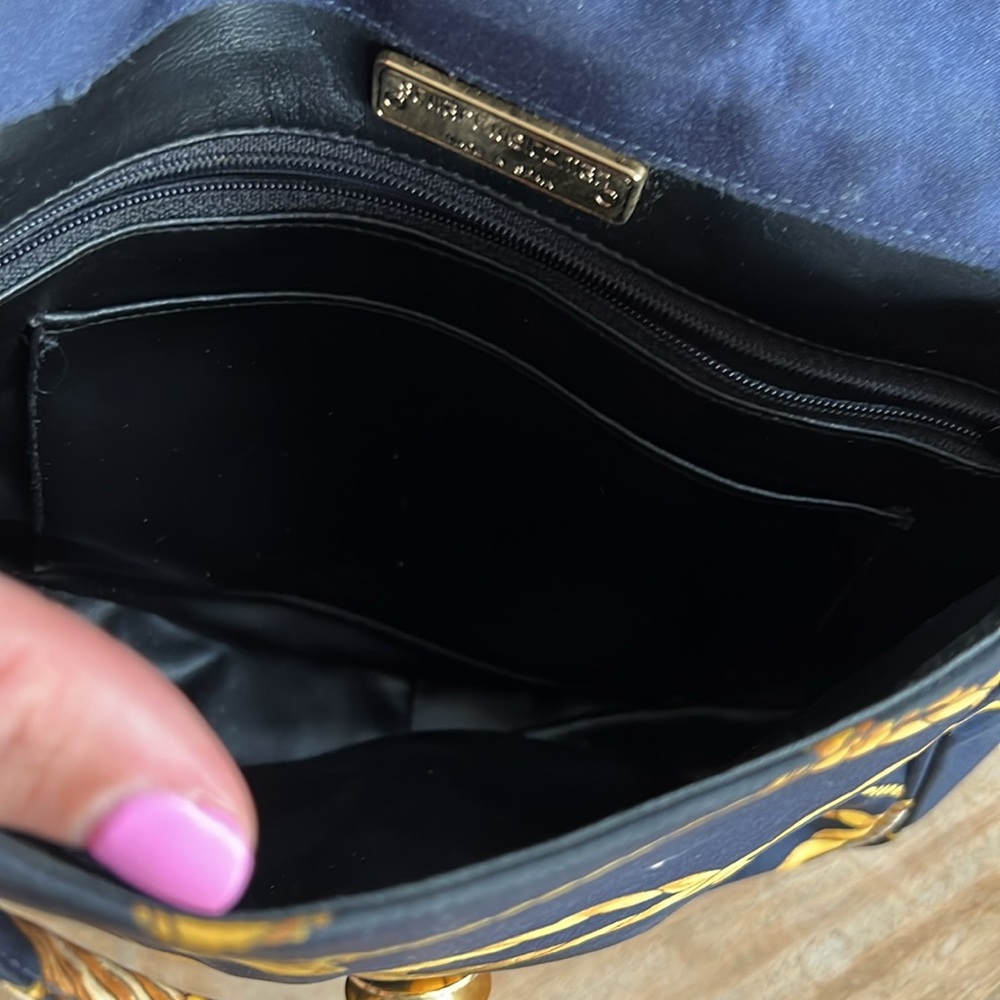 Stuart Weitzman Navy and Gold Crossbody Bag - Picture 5 of 11